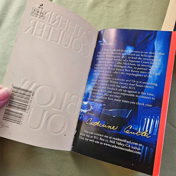 Catherine Coulter - Blow Out & Blind Side Small Paperback FBI Thriller Series - Picture 2 of 12
